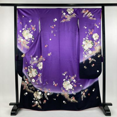 50 華 着物 付け下げ 雪輪模様 紫 花柄 桜（結婚式の着物の柄に