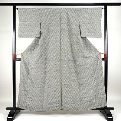 中古）道行コート 黒 袷 絞り 蔦 モノトーン クール【身丈】83.5