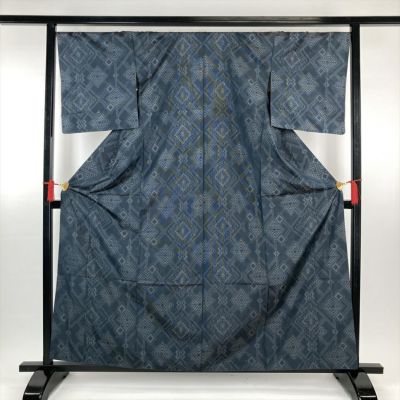 どんぐり【新品未使用極美品】大島紬フルセット　袷　鉄紺色　九寸名古屋帯 女性 着物＋帯セット「泥藍大島紬」×「南風原花織 九寸名古屋帯