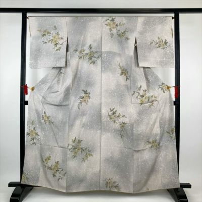 （中古）小紋 グレー カジュアル ちりめん ぼかし染め たたき染め 四季花 袷 【身丈】159.5cm【裄丈】67.5cm