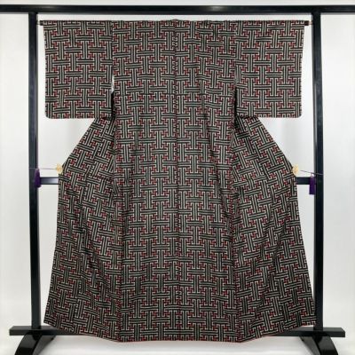 中古）紬 緑 多色 亀甲繋ぎ 縞 袷【身丈】159.5cm 【裄丈】64cm