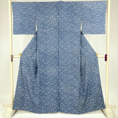 中古） 大島紬 黒 藍 カジュアル 雪輪に花文様 袷 絹 【身丈