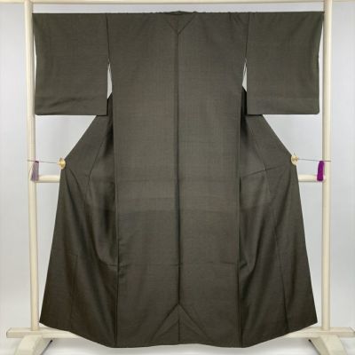 中古） 紬 濃茶緑 カジュアル 横段 無地感 袷 絹【身丈】154cm