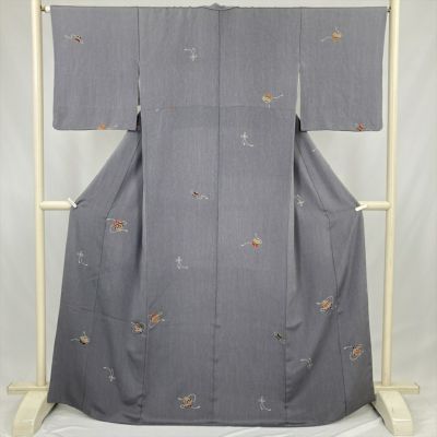 中古） 小紋 グレー カジュアル 鈴 袷 絹【身丈】162.5cm【裄丈】67cm