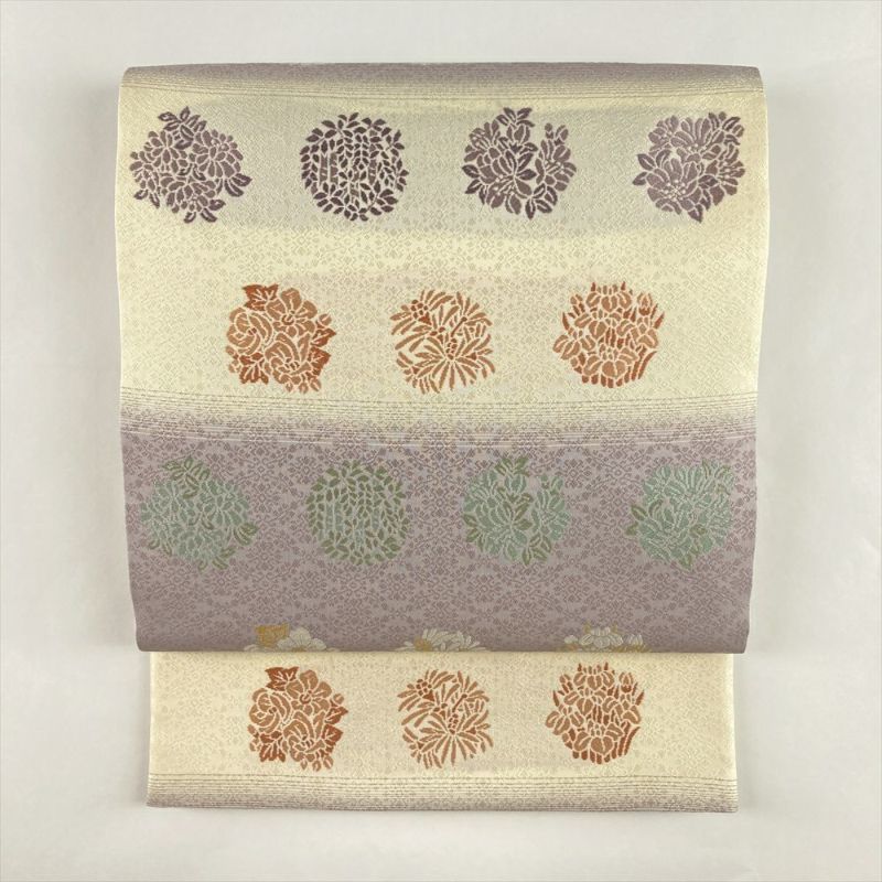 中古）袋帯 クリーム 薄藤 紫 セミフォーマル 六通 織り 横段 四季花文 絹