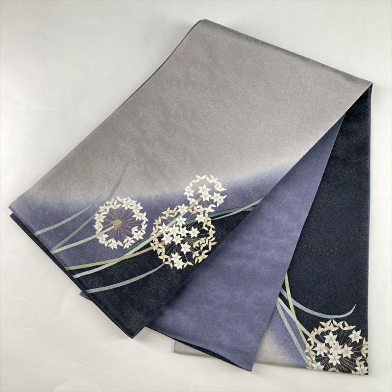 中古）袋帯 グレー 紺 カジュアル 六通 金通し 染め 手描き 花葱 絹
