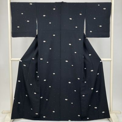 中古） 小紋 焦げ茶 カジュアル 柿泥染め 兎 袷 絹 【身丈】157.5cm