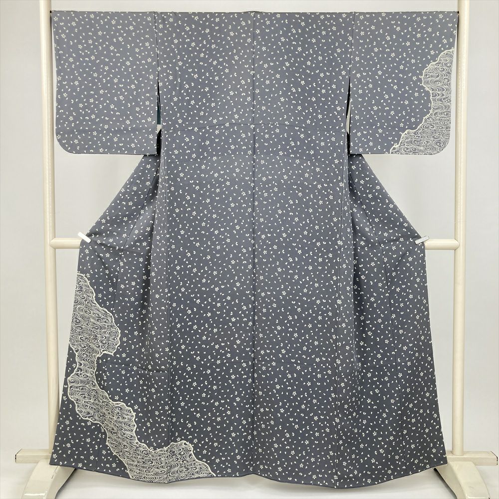 ◆未使用美品◆付下げ 袷 墨灰色 桜花弁 一つ紋 訪問着 小紋 卒入学式 お花見 訪問着 身丈152cm 裄丈63cm S 袷 桜 桜の花びら ぼかし 青灰色 正絹 秀