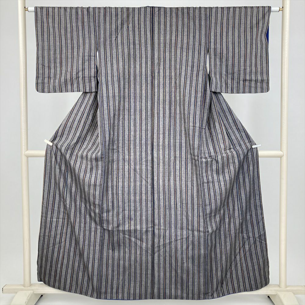 中古） 紬 グレー カジュアル 縞 袷 絹【身丈】154cm【裄丈】62.5cm